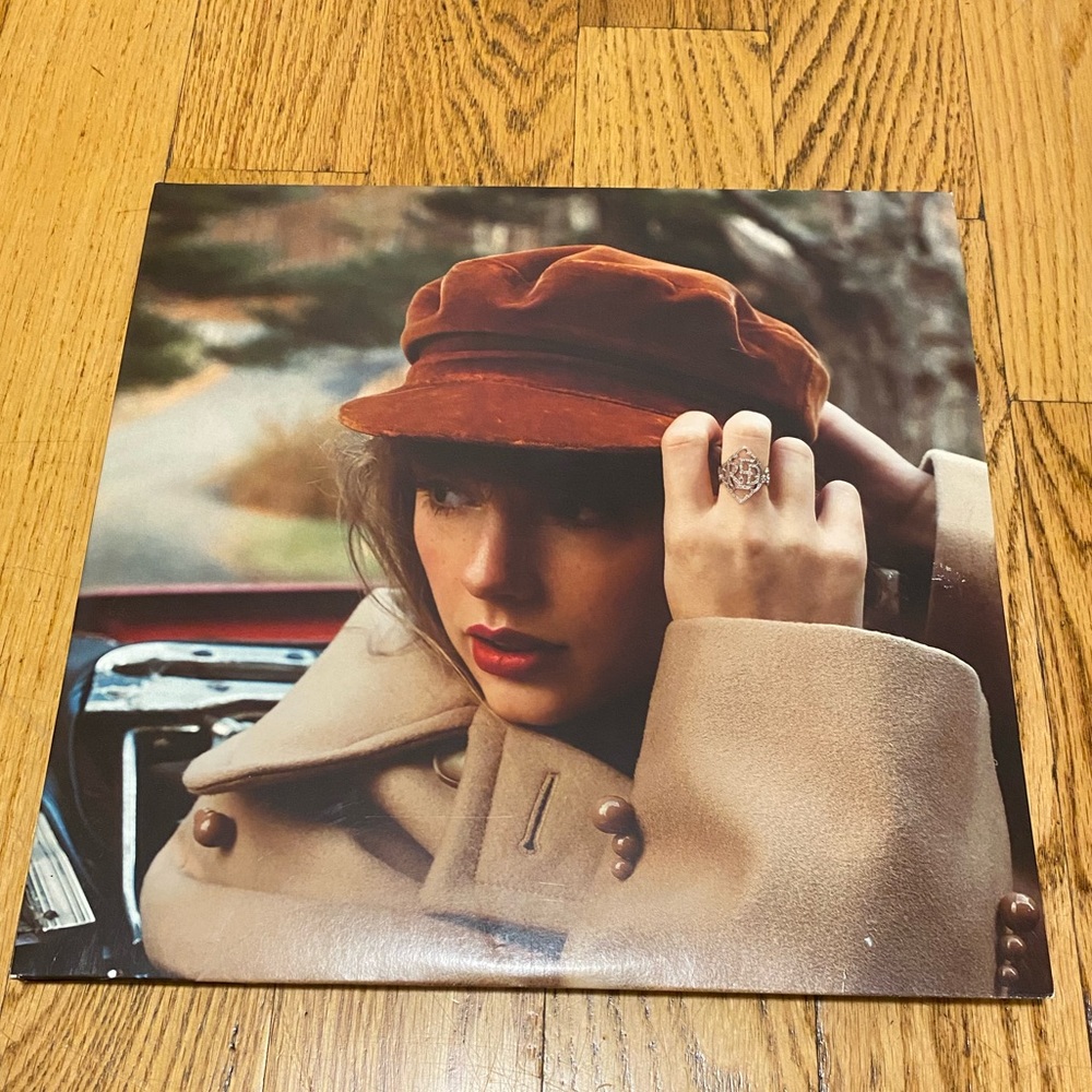 red taylor’s version vinyl